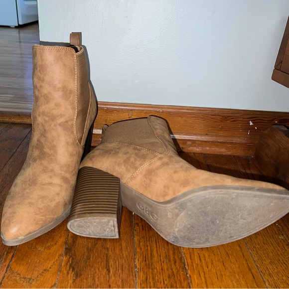 Women’s GBG Boots Size 10 - Picture 3 of 3
